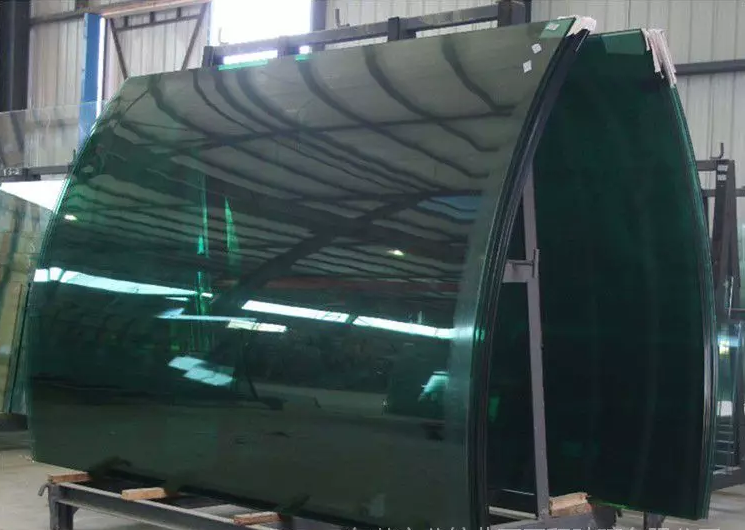 Heat treatment for quartz glass
